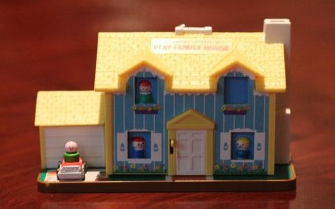 Play Family House ornament