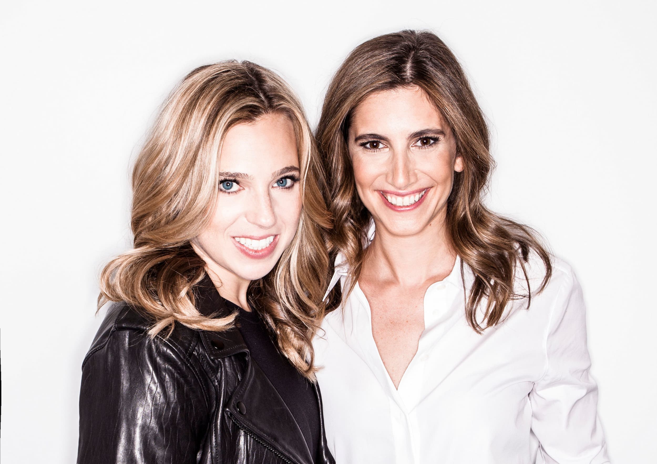 Portrait of Carly and Danielle of theSkimm